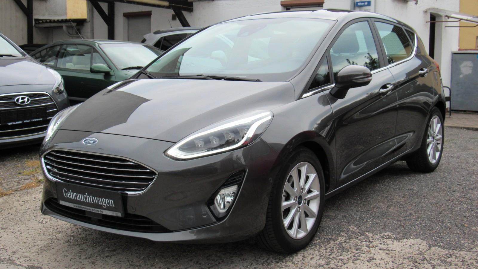 Ford Fiesta 1,0 74kW  Titanium Automatik*PDC-SHZ-NAVI