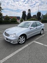 Mercedes-Benz C 200 Automatik Bi XENON PDC SHZ 2.HAND Seriös - Angebote
