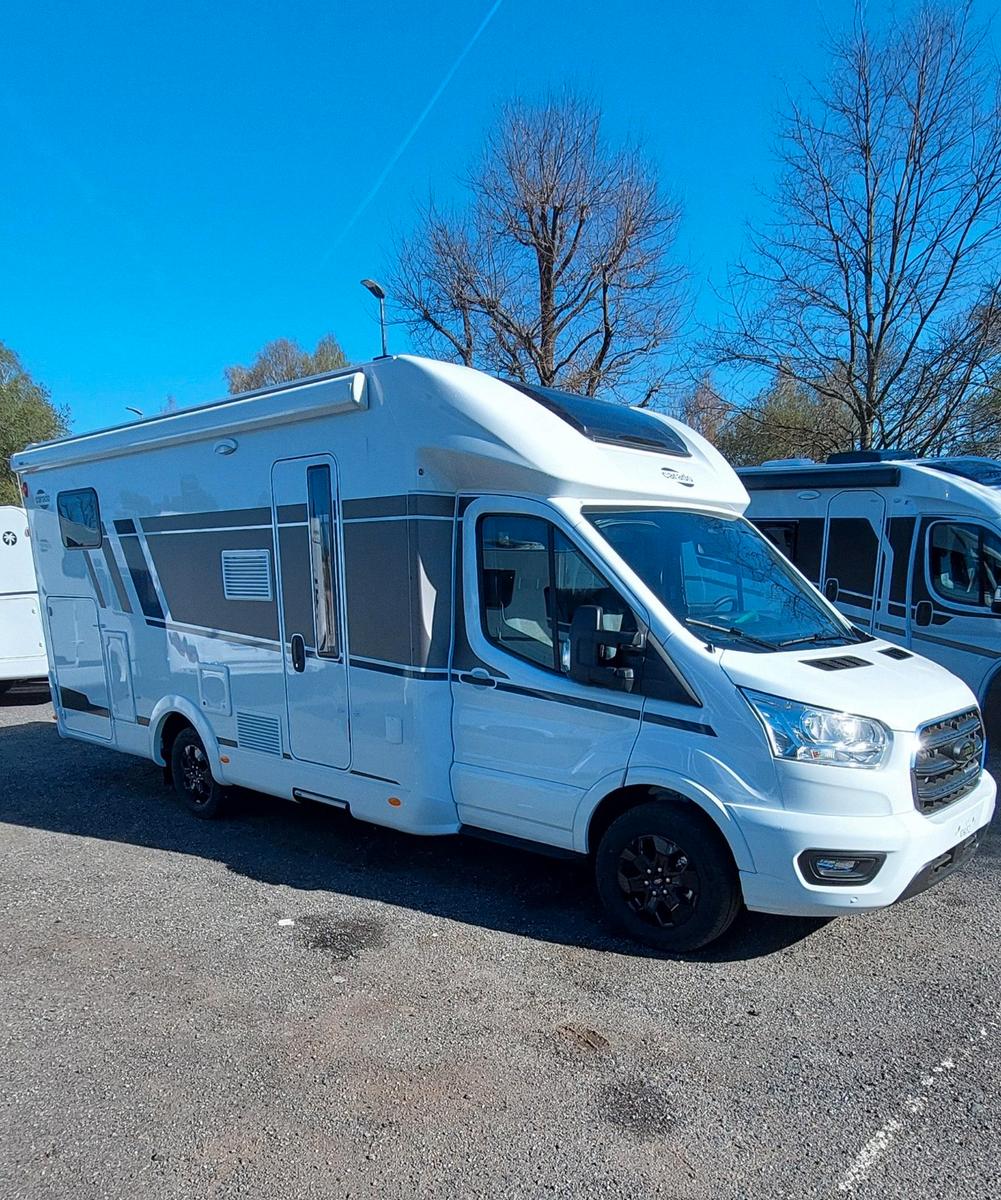 Carado T447 Edition 26 Automatik, Hubbett