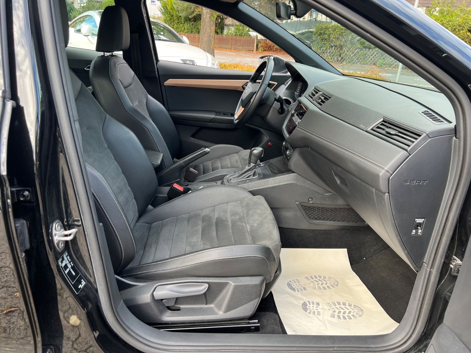 Fahrzeugabbildung SEAT Ibiza Xcellence Sport DSG *KEYLESS*ALCANTARA*LED