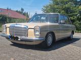 Mercedes-Benz W114 230.6 /8 - gebrauchte Mercedes-Benz 230 aus dem Jahr 1975