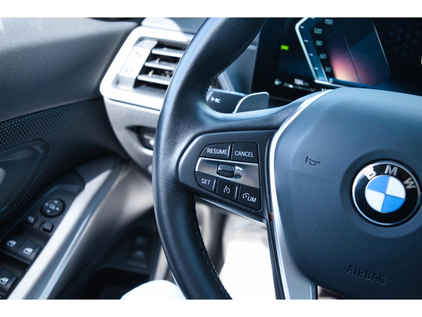 BMW 318 d Touring Navi LED SHz Apple CP BMW Live