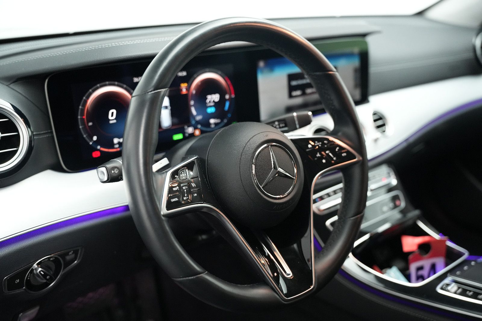 Fahrzeugabbildung Mercedes-Benz E 300 de/Plug-in/Leder/Ambiente/LED/360°Cam/SHZ/