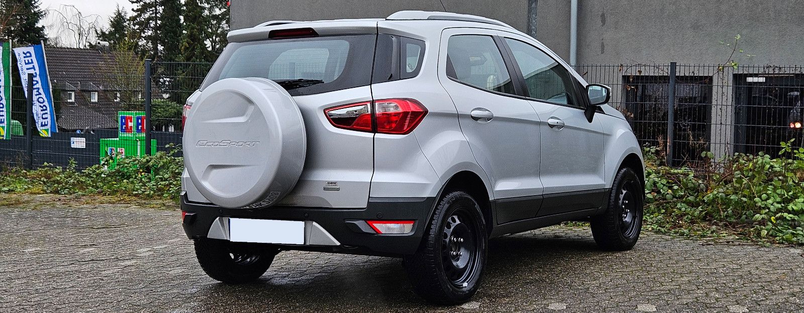 FORD EcoSport Titanium Leder *TURBO PFEIFT* KeylessGO
