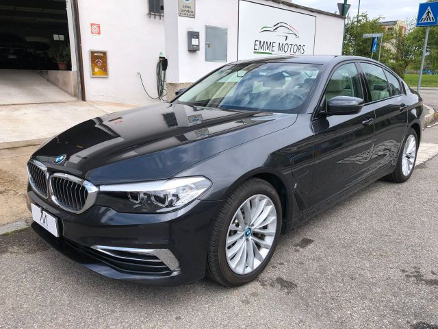 BMW 530 e Luxury - AUT/NAVI/CAMERA/PDC/CERCHI18