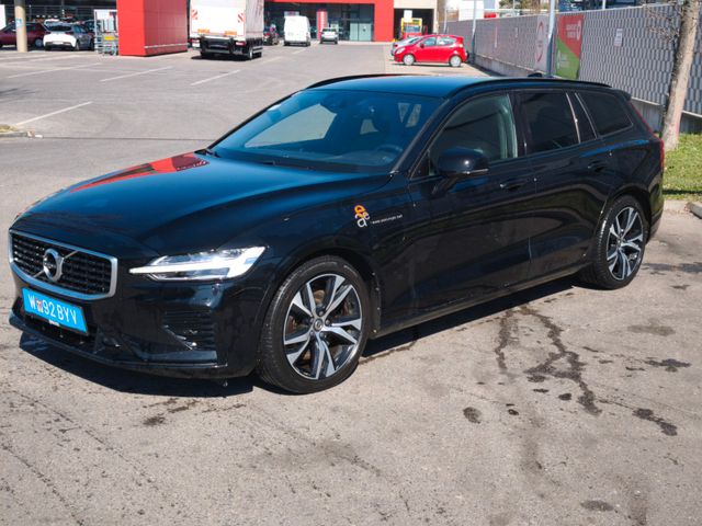 Volvo V60 T6 Recharge AWD Geartronic R Design