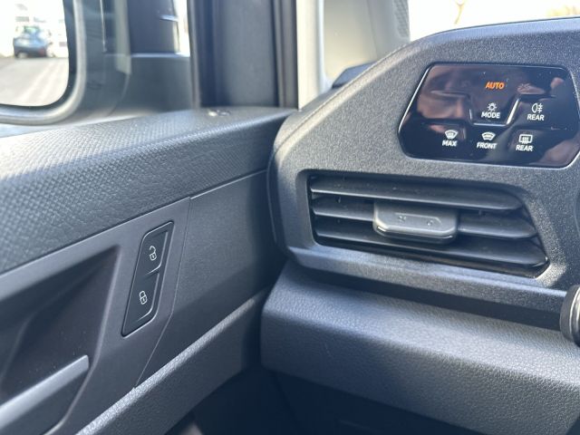 Caddy Life 2.0 TDI Kombi, 5 Sitzer, AHK, Klima, 