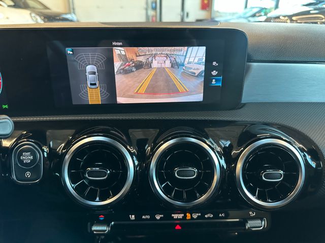 Mercedes-Benz A 250 A Limousine *AMG-LINE*NAVI*LED*KAM*