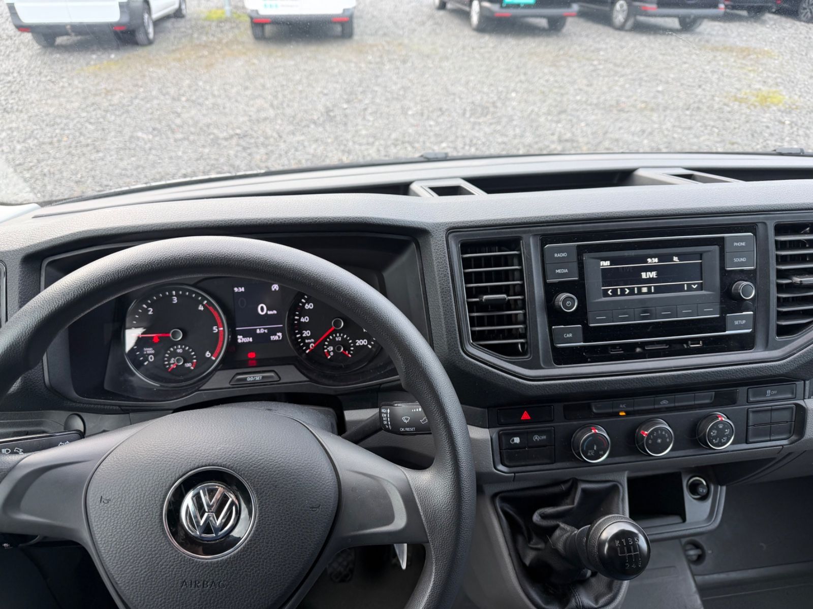 Fahrzeugabbildung Volkswagen Crafter Kasten 35 MR Hochdach FWD