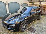 Porsche Burmester, Pano, Chrono, St-Hzg, AHK, 1.Hand - Porsche Cayenne Gebrauchtwagen in Berlin