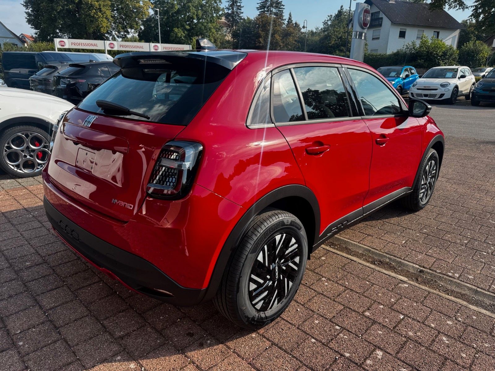 Fahrzeugabbildung Fiat 600 Automatik Special Edition 1.2 NAVI KAMERA