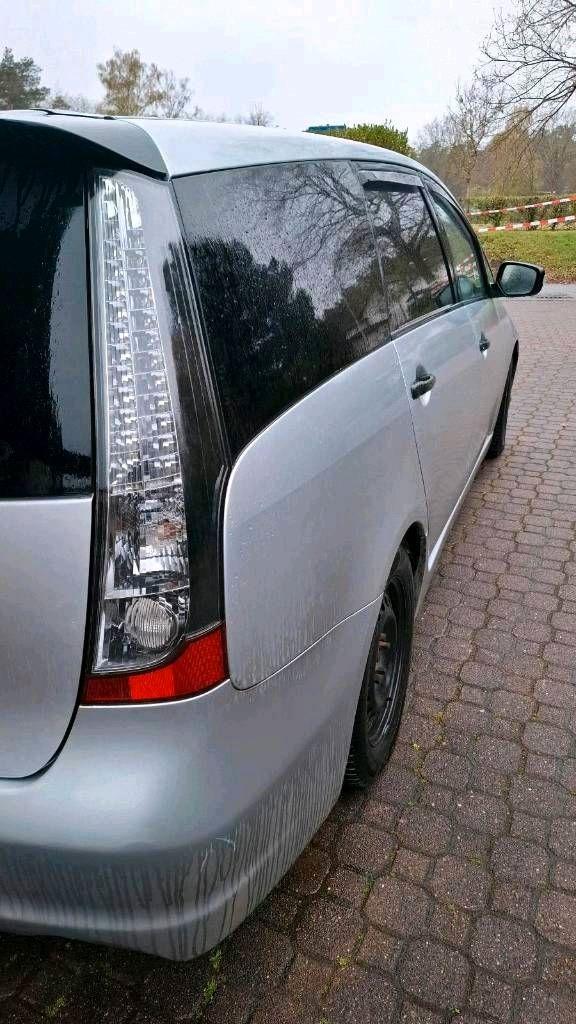 Mitsubishi Grandis 2006 — photo 10