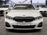 BMW 320d Touring M-Sport PANO LED ACC NAVI SHZ PDC - BMW Gebrauchtwagen