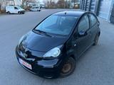 Toyota Aygo - aus 1. Hand - Sparsam! - voll fahrbereit! - Toyota Aygo (X) in Augsburg