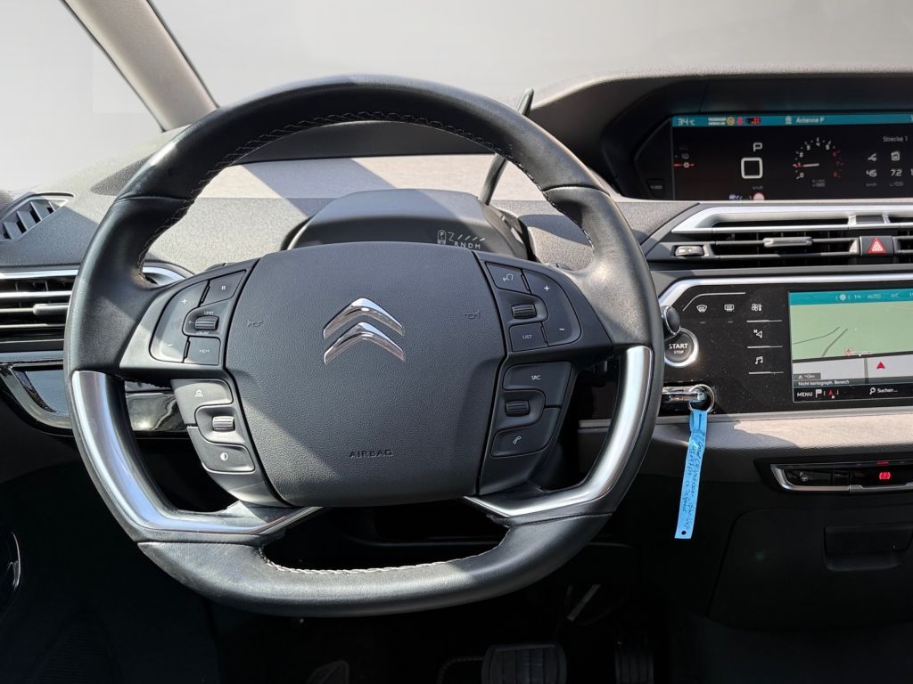 Fahrzeugabbildung Citroën Grand C4 Spacetourer PureTech 130 EAT8 SHINE