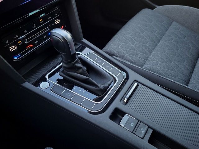 Passat Variant 2.0TDI Business R-Line AHK
