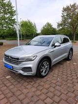 Volkswagen TOUAREG R-Line - Volkswagen Touareg in Mönchengladbach