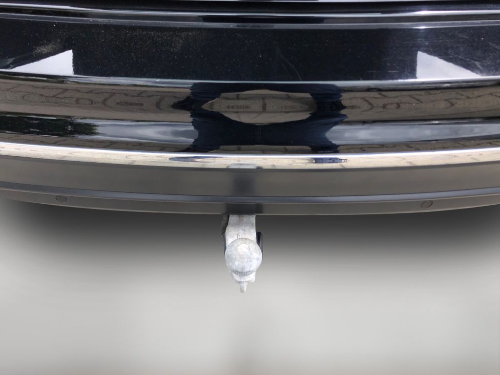 Fahrzeugabbildung Volkswagen Tiguan 1.5 TSI DSG Life AHZV NAVI Standheizung R