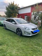 Hyundai i40 Limousine - Hyundai i40: Limousine