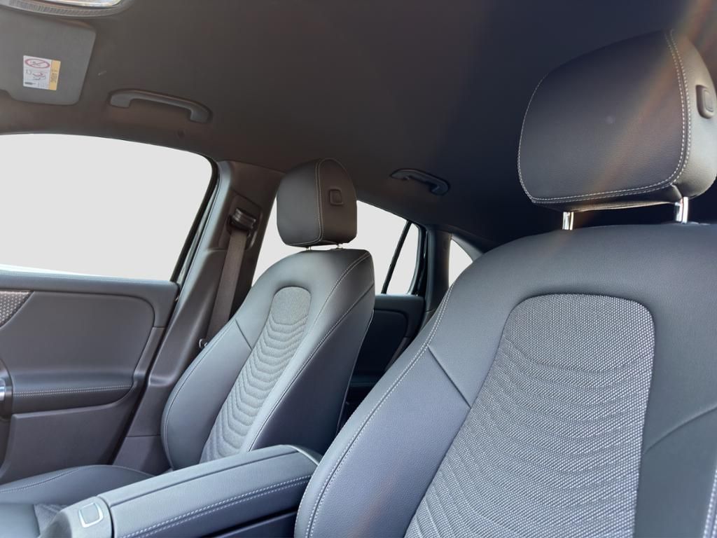 Fahrzeugabbildung Mercedes-Benz GLA 200 AHZV*LED*KAMERA*DAB*EDW*THERMOTRONIC*