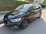Volkswagen Touran 2.0 TDI SCR DSG Highline Highline 7-Sitze - Volkswagen Touran mit Diesel-Antrieb: Kleinbus, 7sitzer