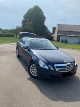 Mercedes-Benz E 220 CDI CLASSIC Classic - Mercedes-Benz: C Class