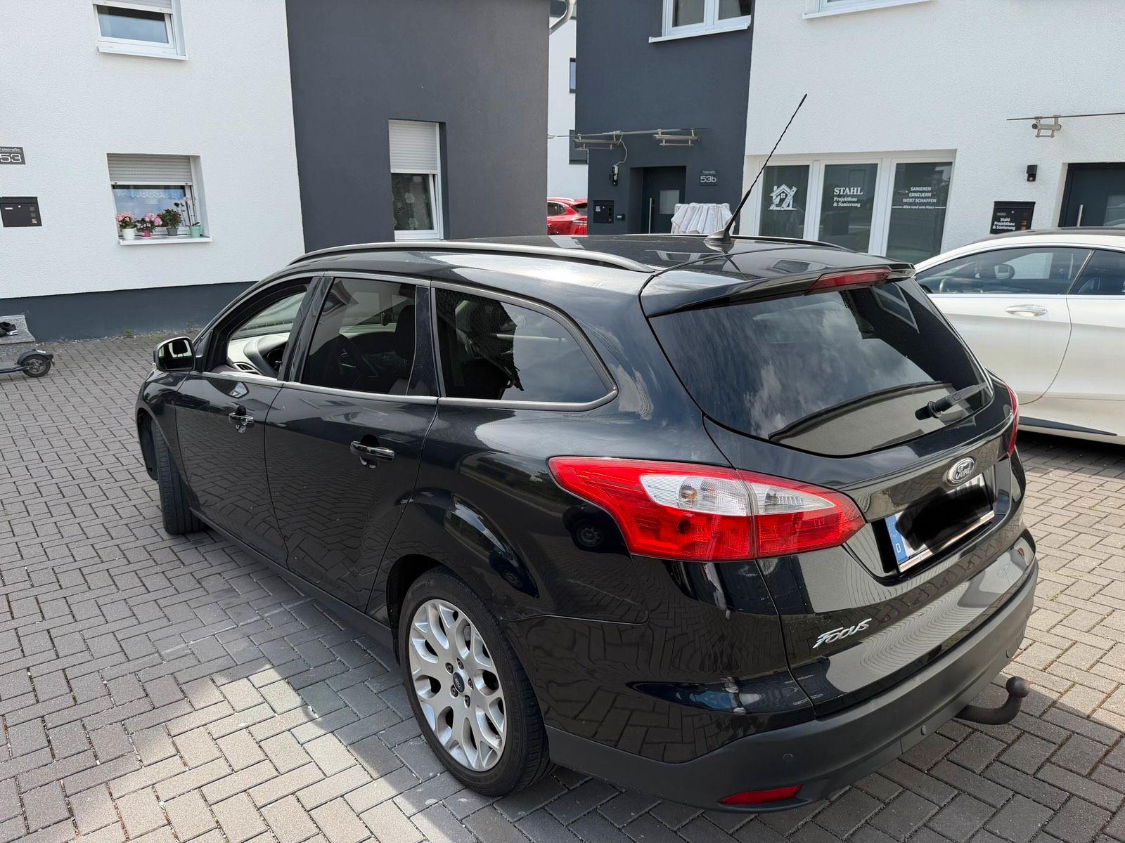 Ford Focus 2014 — photo 6