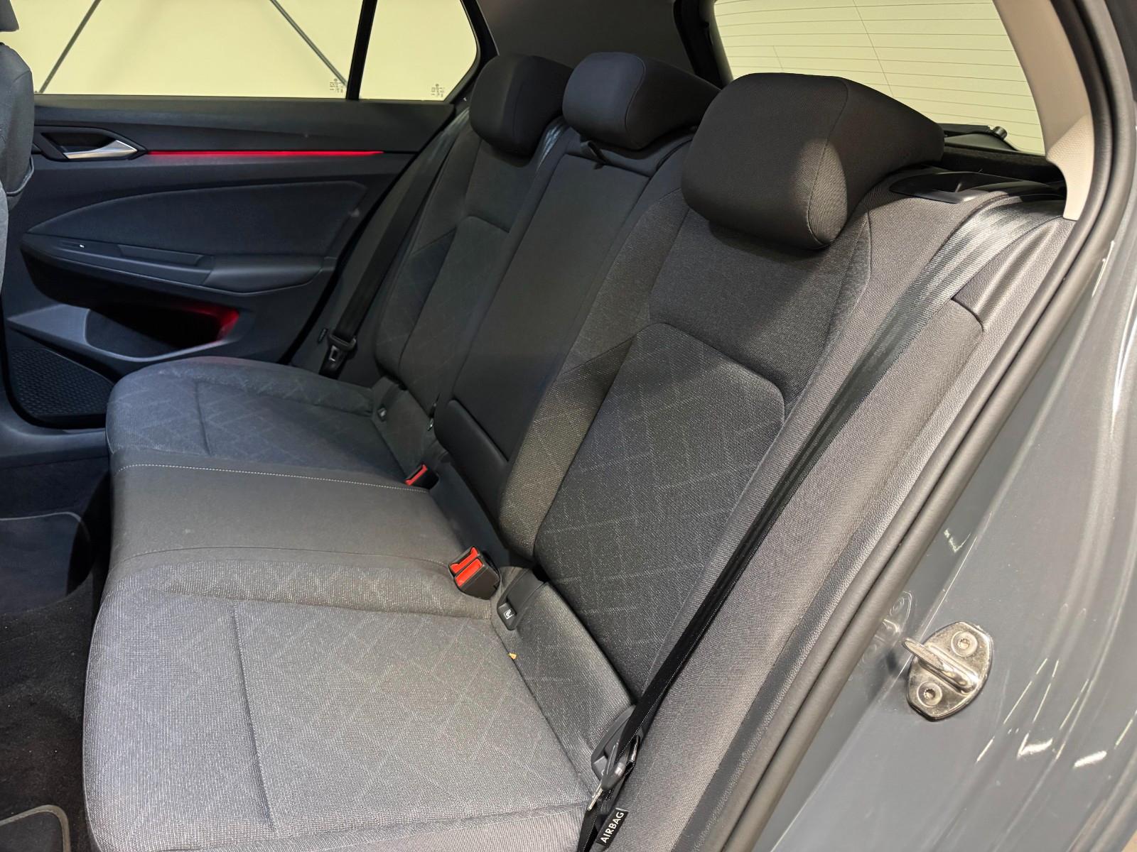 Volkswagen Golf VIII 1.5 TSI LIFE*SHZ*LED+*AMBIENTE*NAVI*, миниатюра 22
