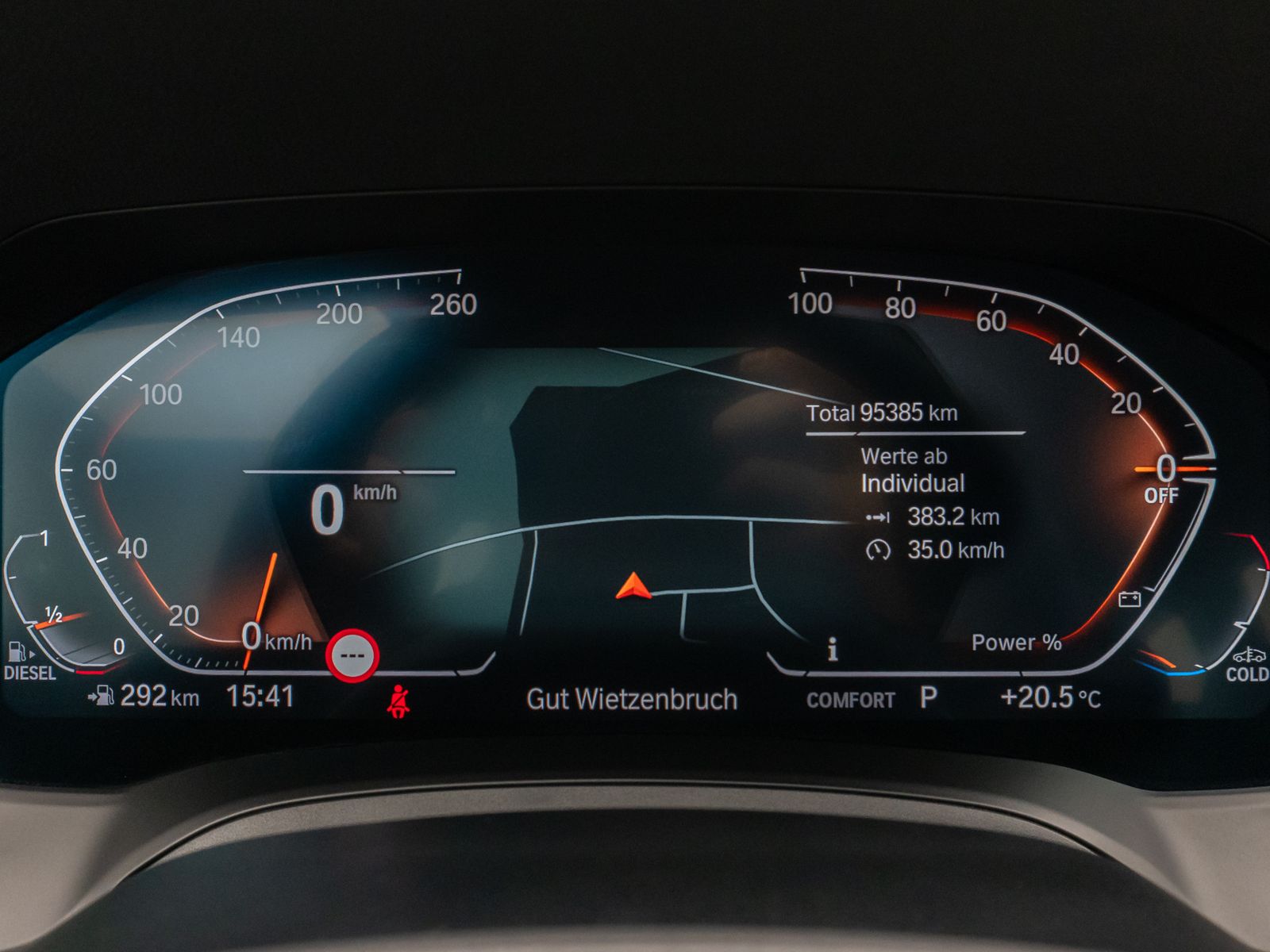 Fahrzeugabbildung BMW 320d HUD DAB Stop&Go Komfort Alarm AHK PDC Sport