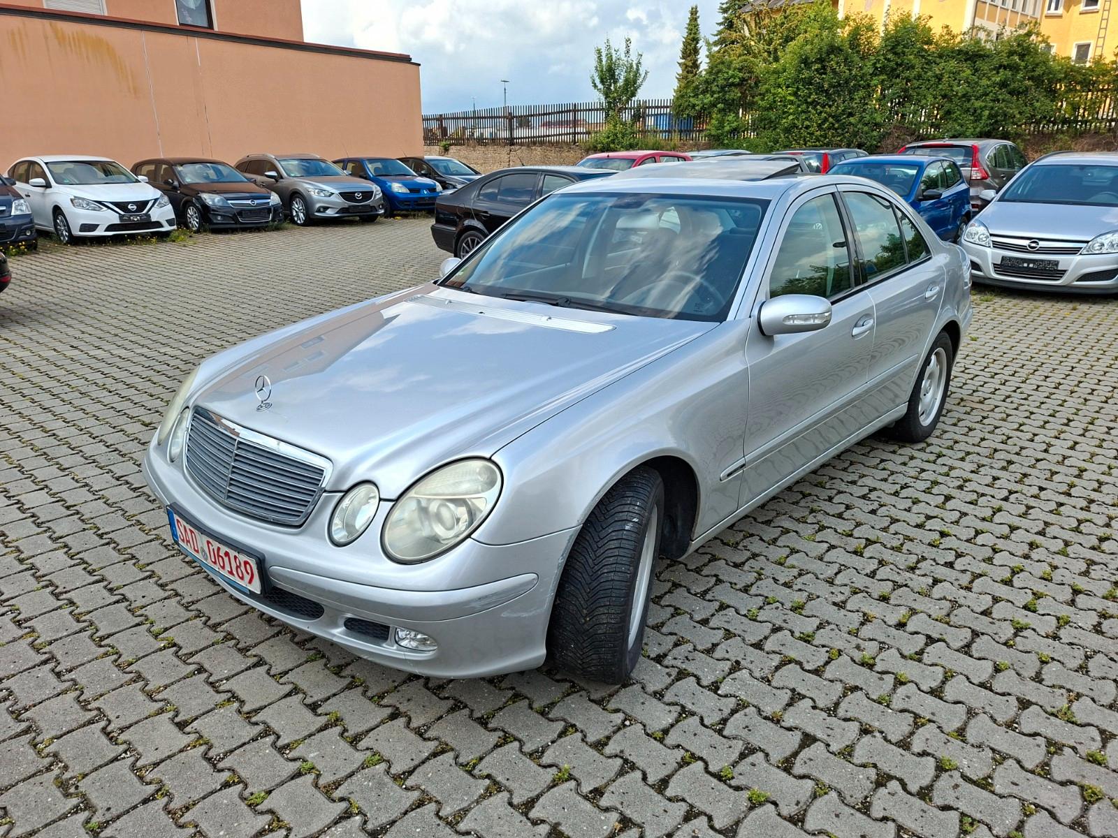 Mercedes-Benz E 200 E Limousine E 200 Kompressor,Navi Euro-4