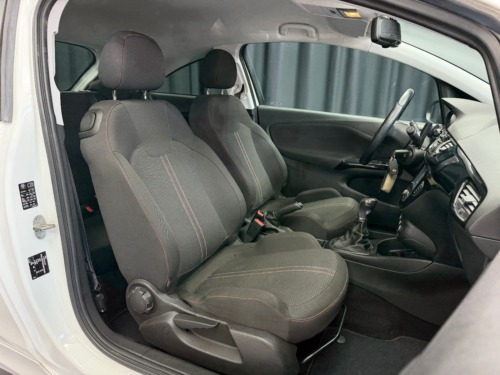 Fahrzeugabbildung Opel Corsa E Color Edition ecoFlex |KLIMA|NAVI|PDC