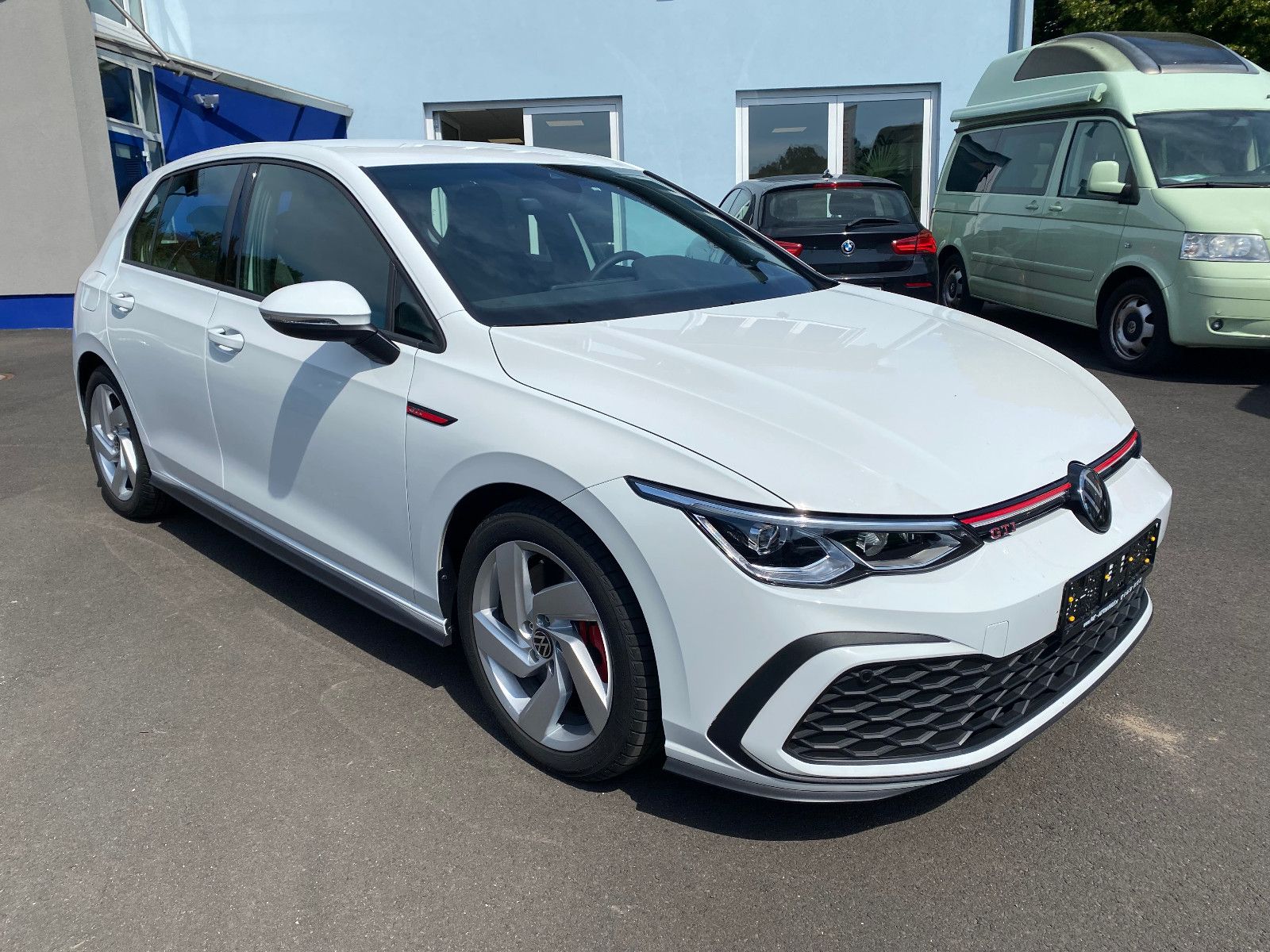 Fahrzeugabbildung Volkswagen Golf VIII GTI DSG ACC DAB LED-Plus Navi Keyless