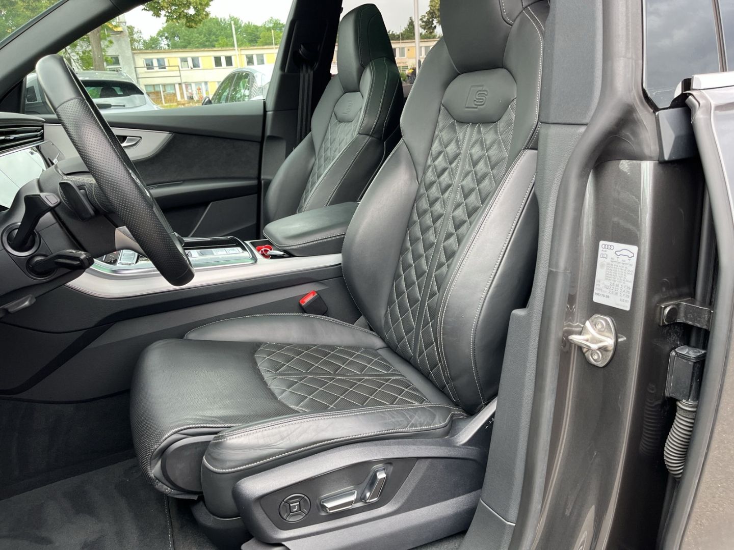 Audi Q8 50 TDI Tiptronic quattro Sportpaket Luftfeder foto 17