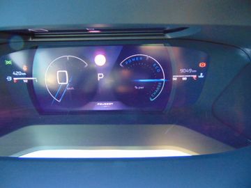 Bild 15 Peugeot 208 Hybrid 136 GT