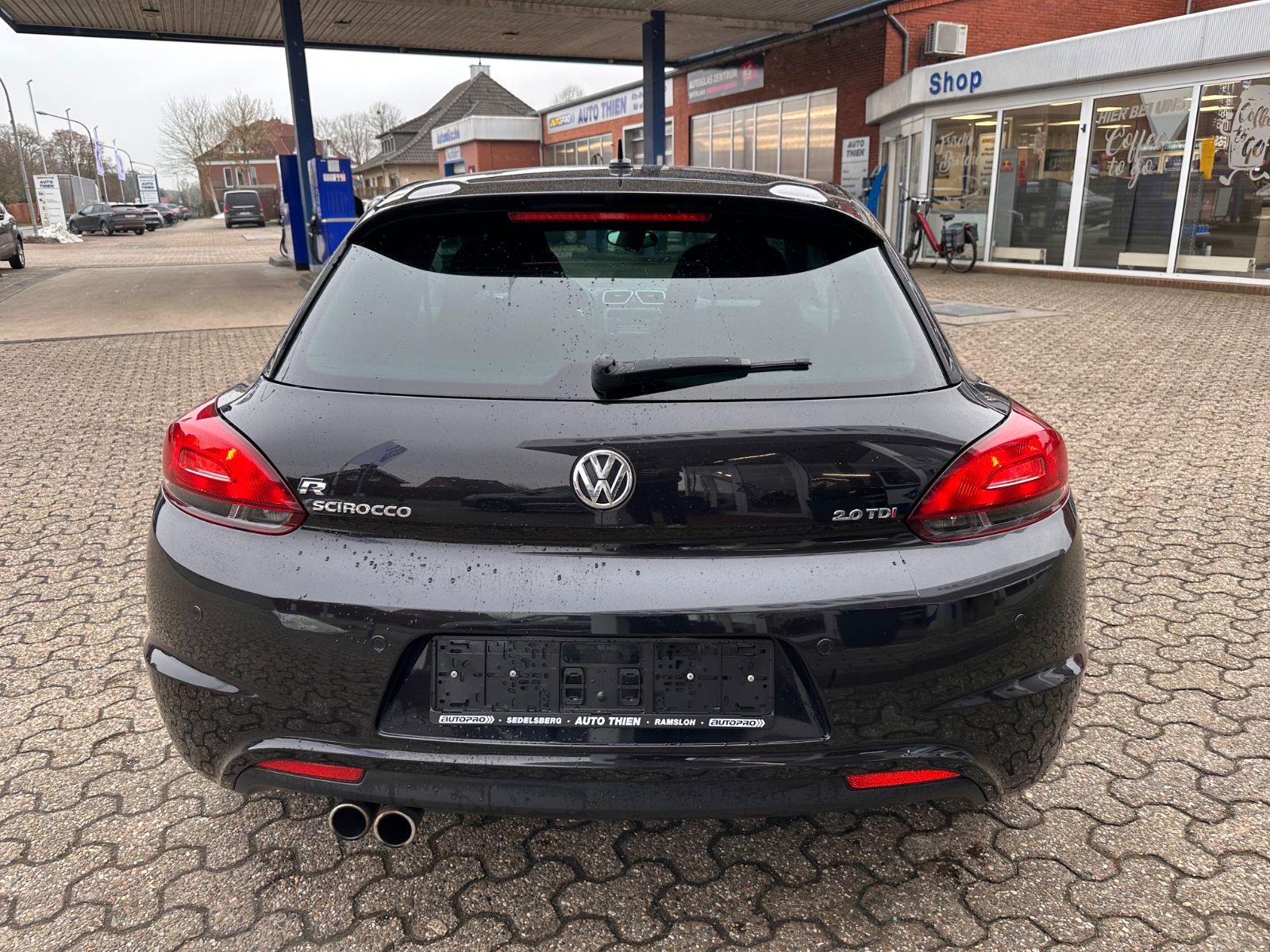 Fahrzeugabbildung Volkswagen Scirocco 2.0 TDI R-Line DSG BiXenon/Leder/GRA/SH
