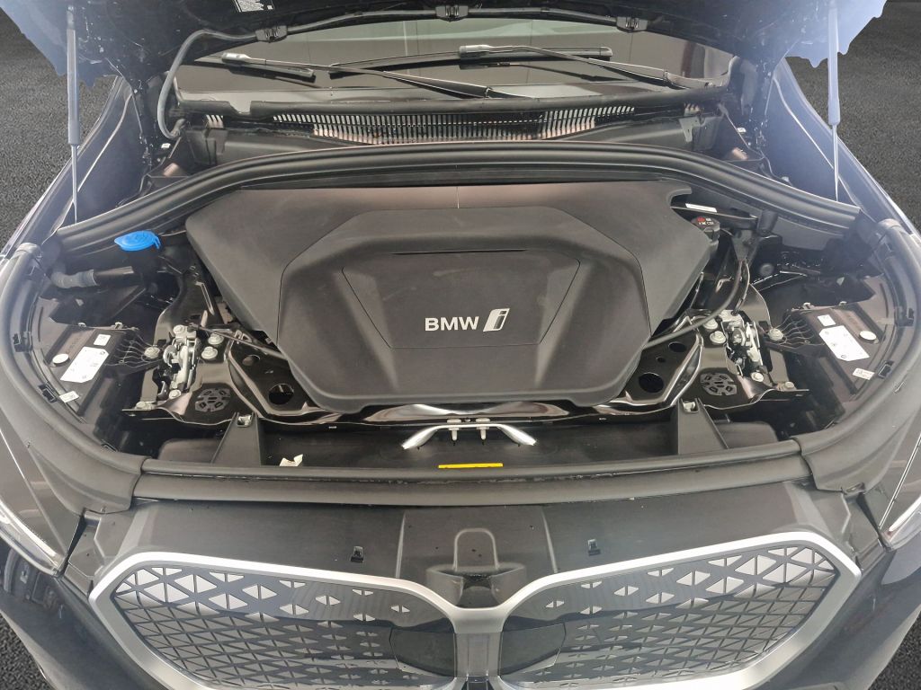BMW iX1 - Bild 9