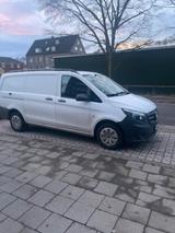 Mercedes-Benz Mercedes Vito - Mercedes-Benz Vito mit Benzin-Antrieb