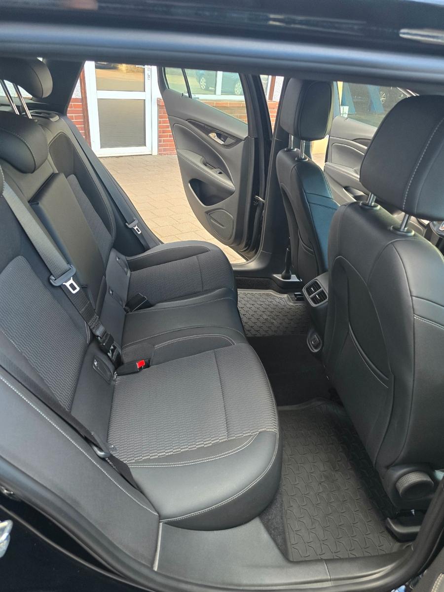 Opel Insignia B Sports Tourer Elegance