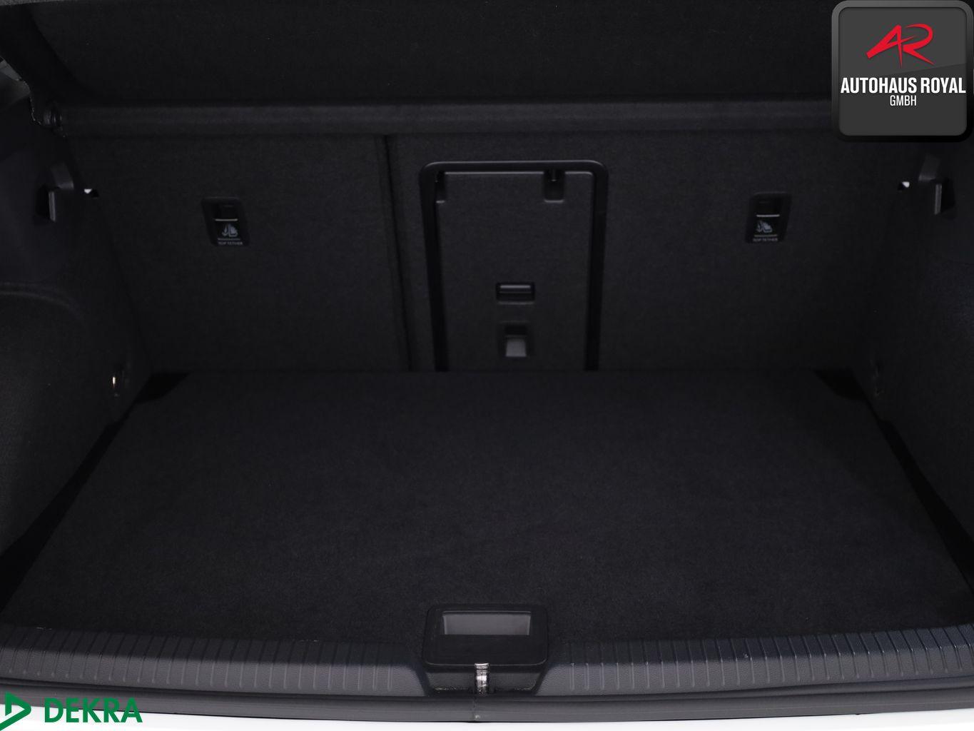 Volkswagen Golf VIII 2.0 TSI GTI PANO,KAMERA,CARPLAY,1.HAND, миниатюра 13