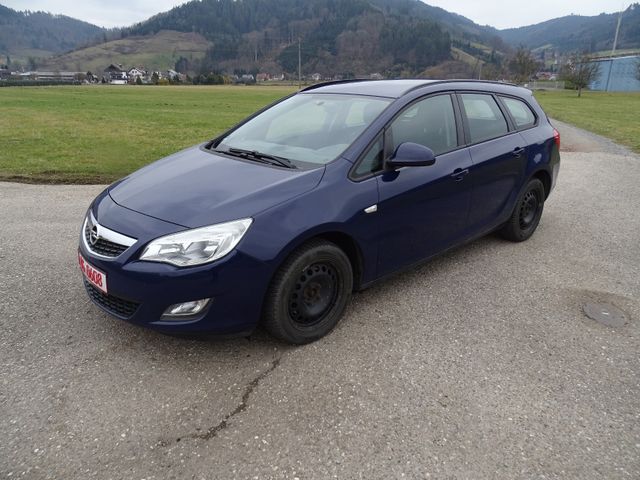 Opel Astra J Sports Tourer Selection 1.7 Diesel Klima