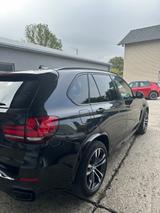 BMW X5 M50 M50d AHK-StgH-LED - BMW X5 M50 aus 2014