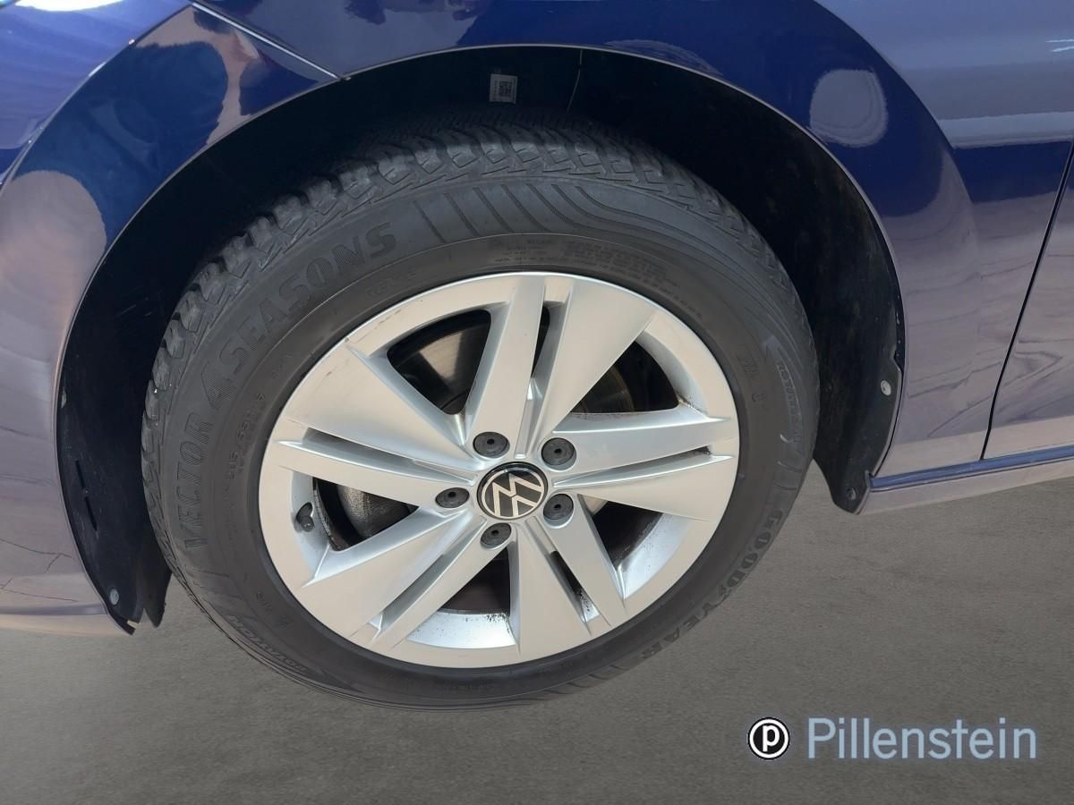 Volkswagen Golf - Bild 6