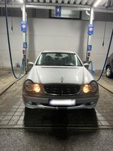 Mercedes-Benz Mercedes C180 W203 - Mercedes-Benz C 180: W203
