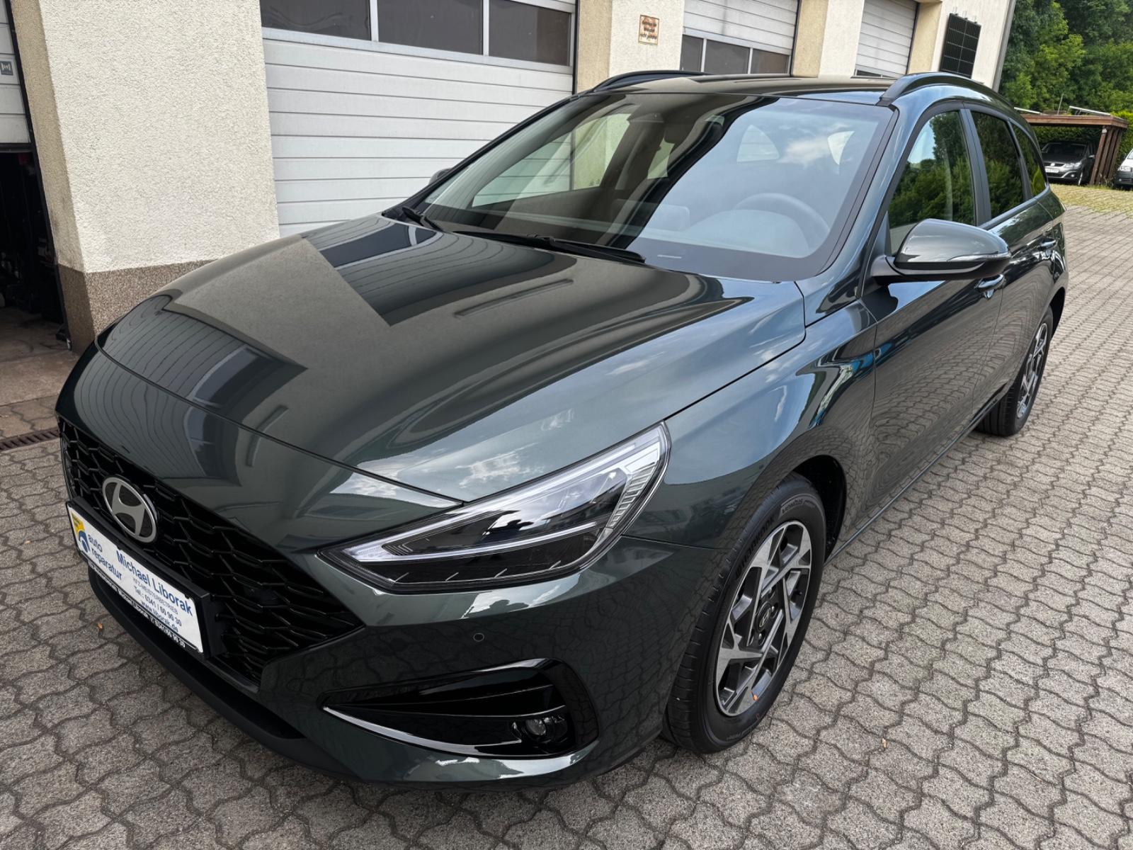 Hyundai i30 cw Comfort Plus Voll LED
