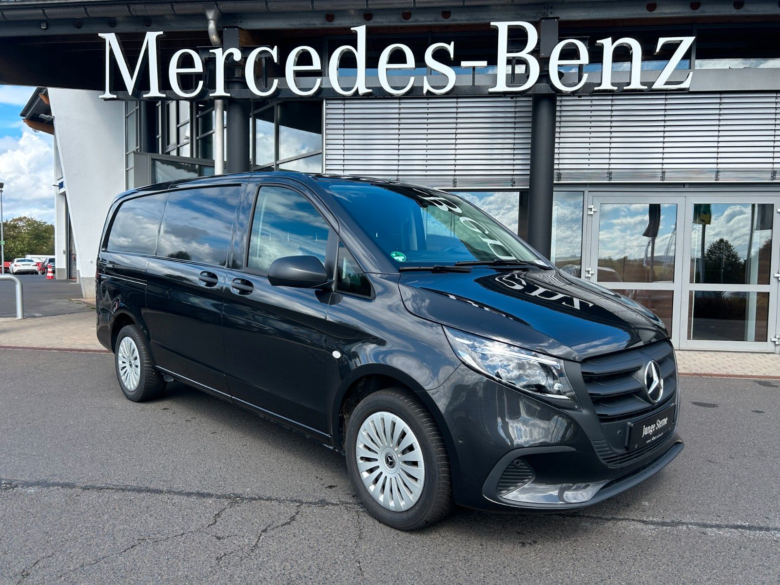 Fahrzeugabbildung Mercedes-Benz Vito 116 CDI 9G AHK2,5to Klima LED Kamera