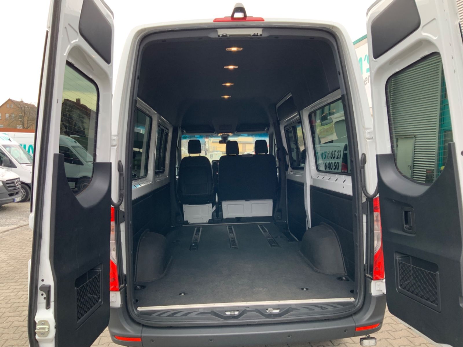 Fahrzeugabbildung Mercedes-Benz Sprinter III 317 CDI Tourer Navi Kam AHK 2.8 t