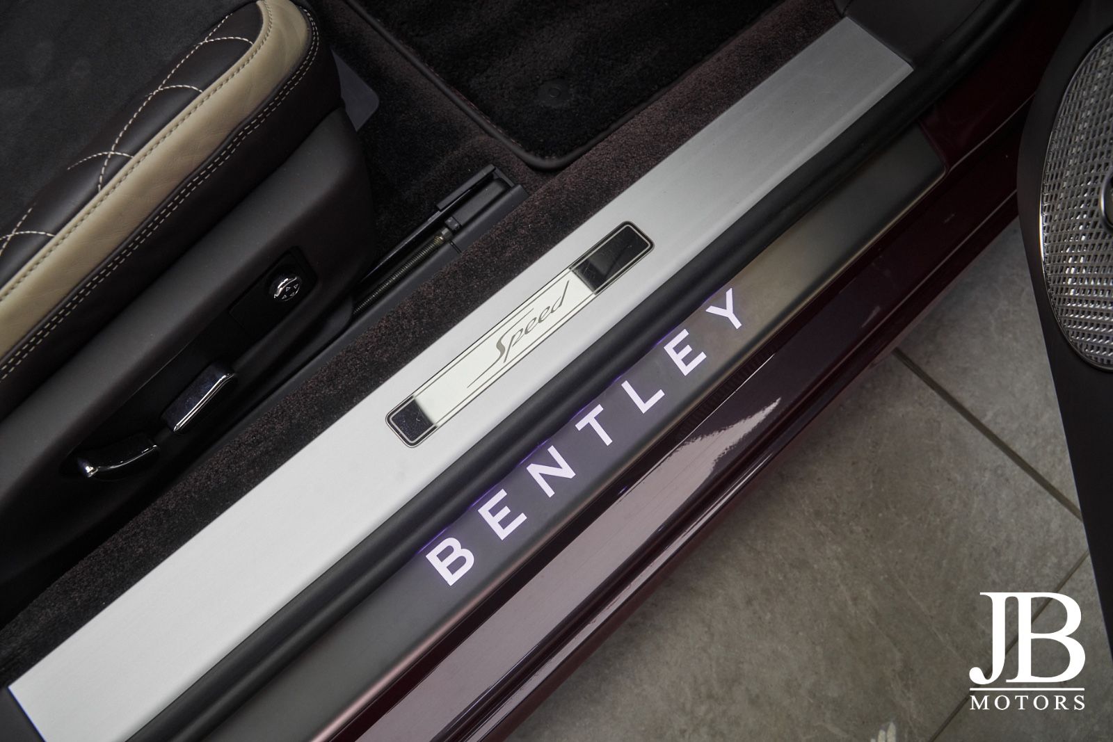 Fahrzeugabbildung Bentley Continental GT Speed Naim Ceramic Rotating Disp.