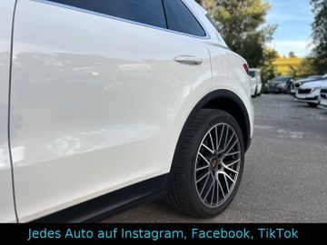 Porsche Cayenne - 5