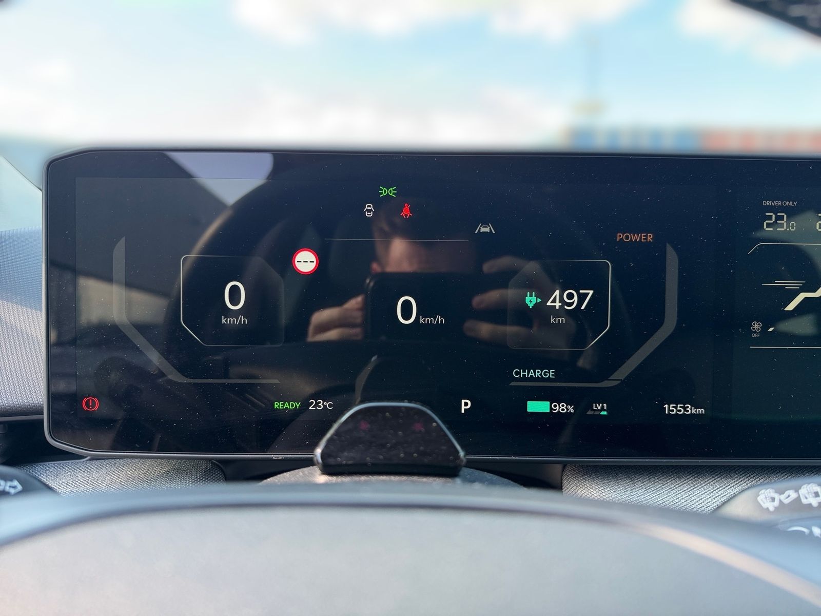 Fahrzeugabbildung Kia EV4 81 FWD EARTH UP TE WIC DWP DE SD