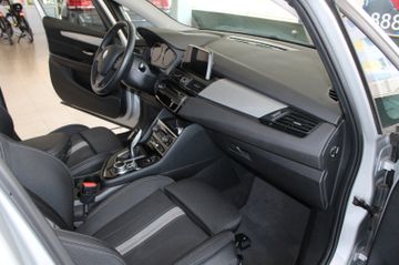 BMW 218 Active Tourer - 10